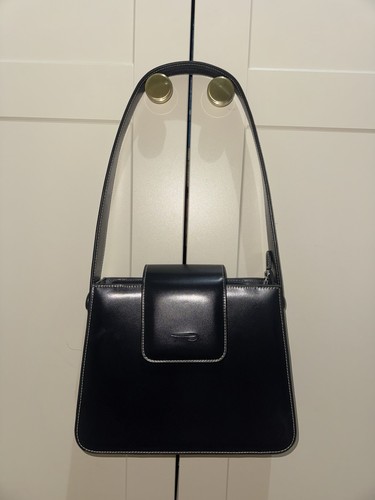 British airways black cabin - airways,