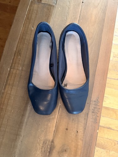 Cabin crew shoes used 5 - ,