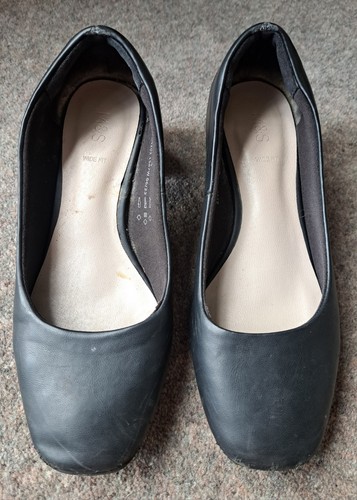 Cabin crew heels size worn - size, 4,