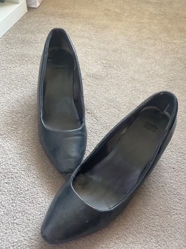 Used cabin crew - , shoes